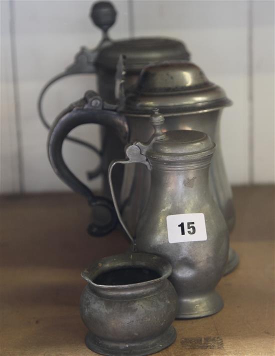 18th century pewter flagons & a salt